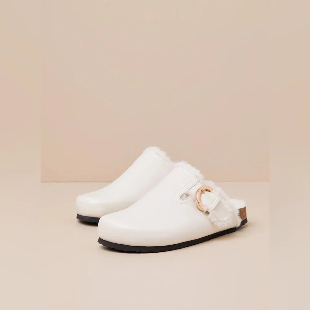 Lulus Carrina Bone Faux Fur Buckle Mule Slides White - Size 10 - Picture 4 of 11